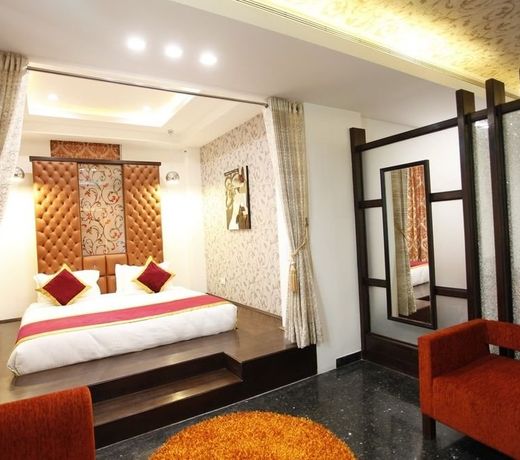 Hotel Saffron Leaf
