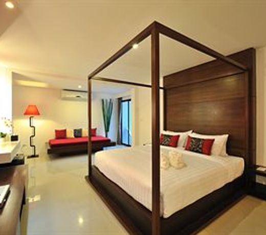 Alfresco Phuket Hotel