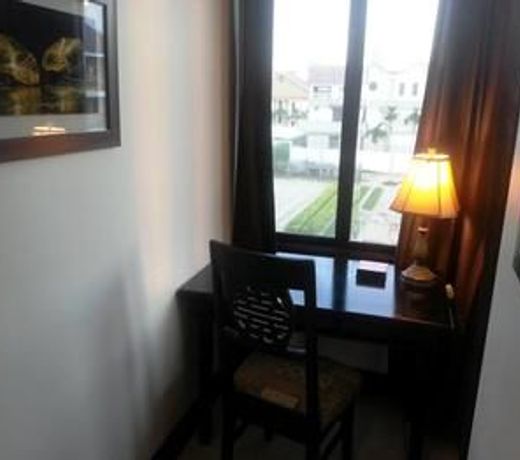 Hamilton Oceanview Villa