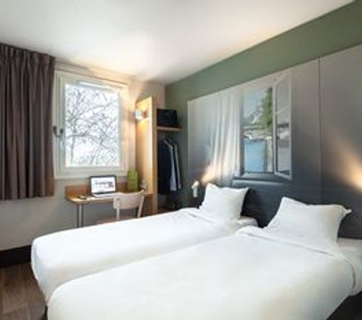 B&B HOTEL Paris Porte de la Villette