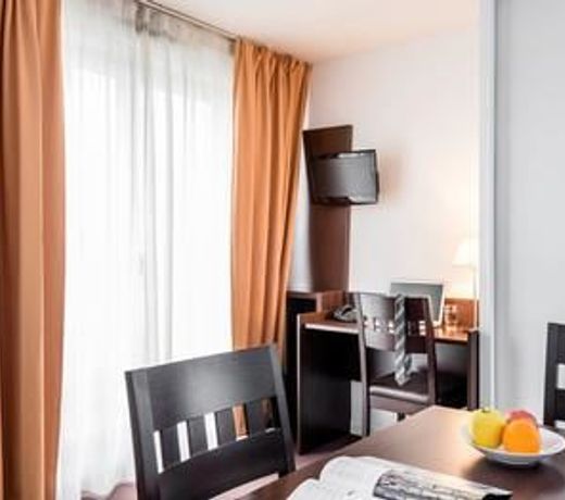 Aparthotel Adagio Access Paris Clamart