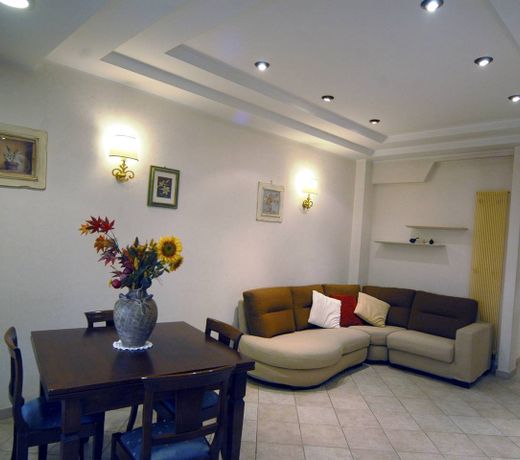 Roma Chic House