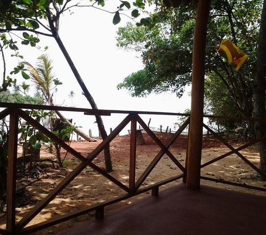 NEGOMBO BEACH CABANA 7