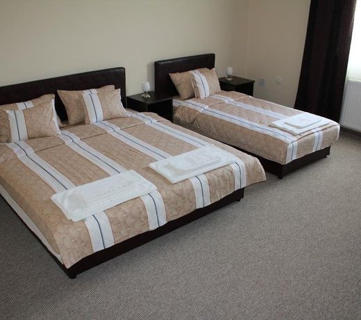 Hotel Feniks Polarevac