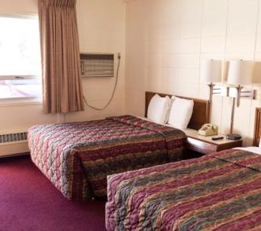 Finlen Hotel and Motor Inn