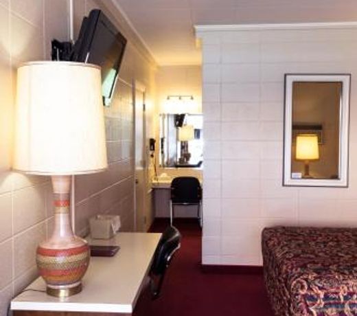 Finlen Hotel and Motor Inn