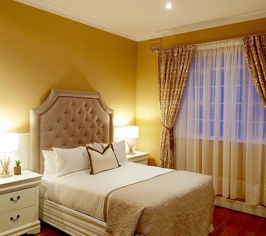 Musgrave Avenue Guest Lodge