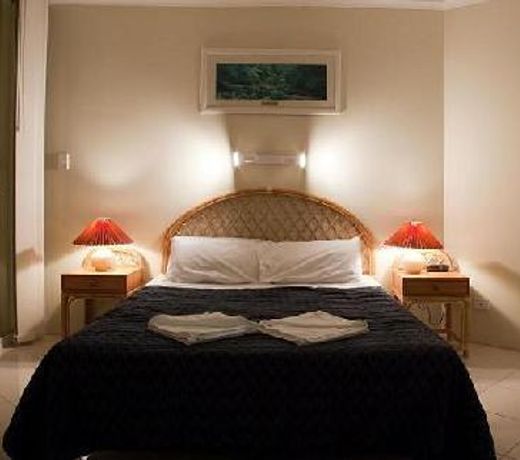 Golden Sands Beachfront Resort