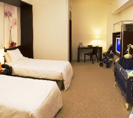 Waterfront Cebu City Hotel & Casino