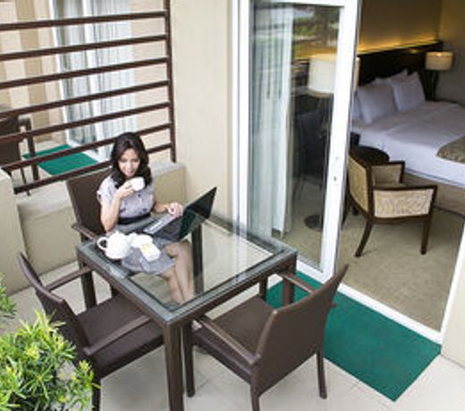 Harolds Evotel Cebu