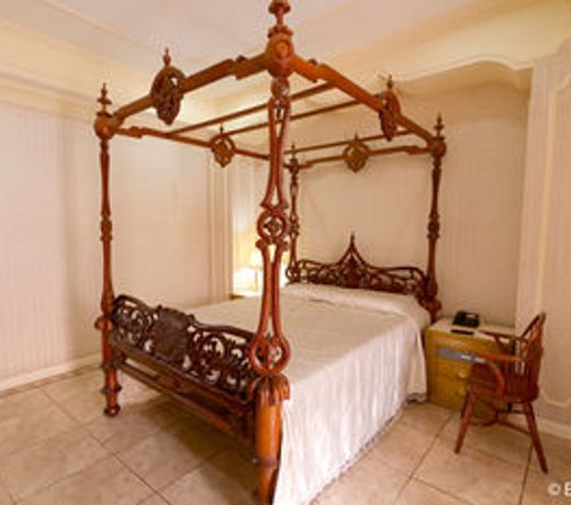 Crown Regency Residences Cebu - Quarantine Hotel