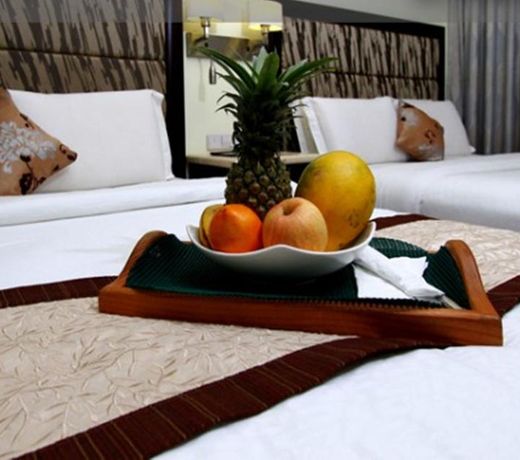 Diamond Suites and Residences