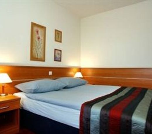 Hotel Creina
