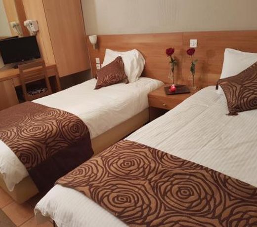 Glaros Hotel