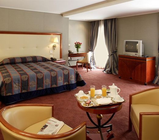 Piraeus Theoxenia Hotel
