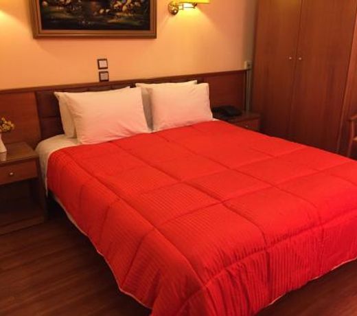 Anemoni Piraeus Hotel