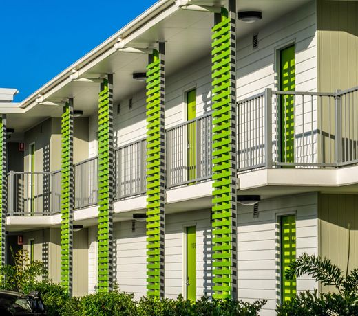 Mackay Oceanside Central Hotel