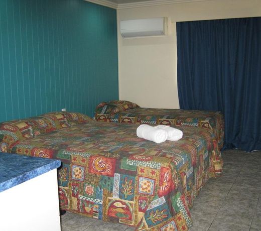 Emu Park Motel
