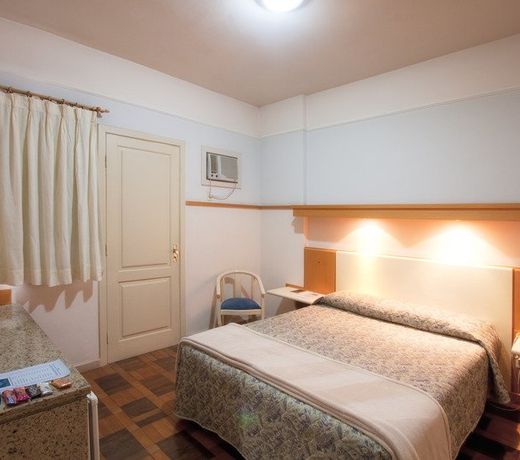 Oscar Hotel