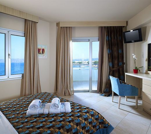 Molos Bay Hotel