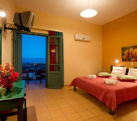 Kaliviani Traditional Hotel