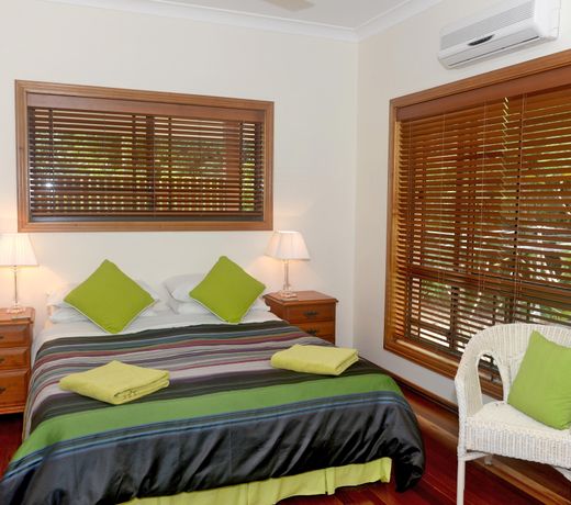 Hibiscus Lodge Bed & Breakfast