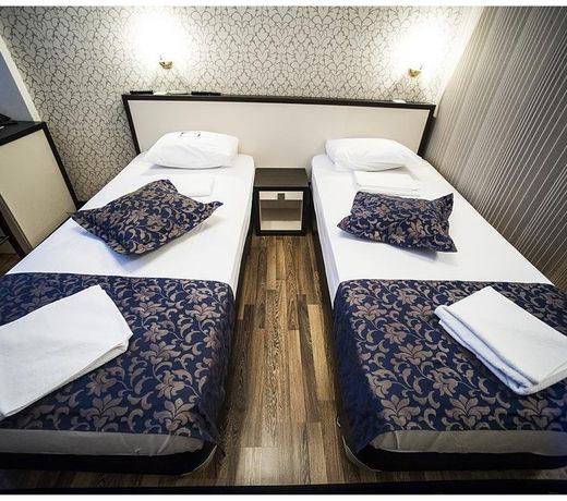 Hotel Iris