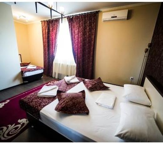 Hotel Iris