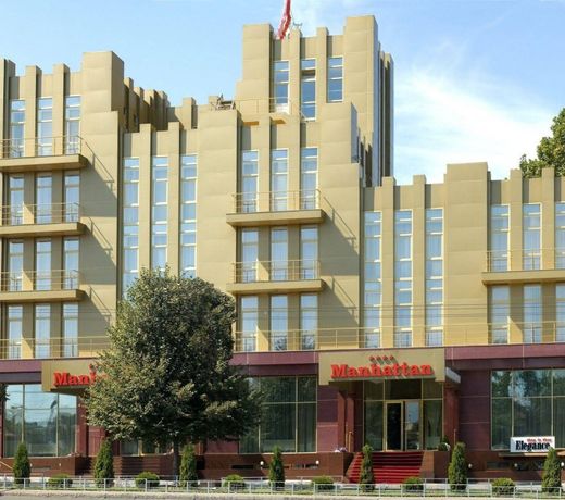 Manhattan Hotel & Restaurant