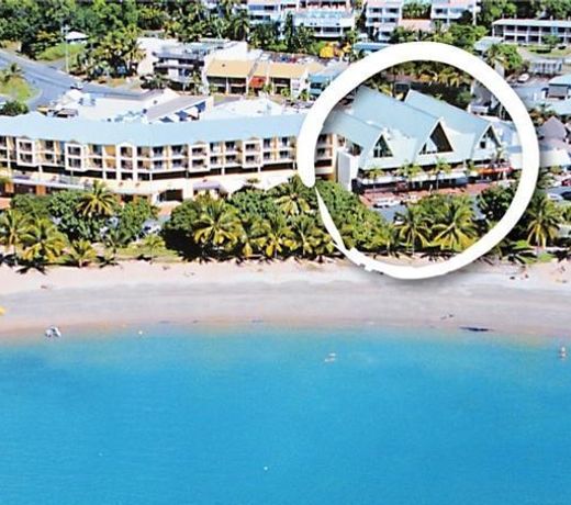 Airlie Waterfront Motel Accommodation