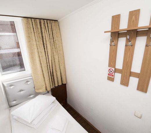 Tokyo Star Hotel