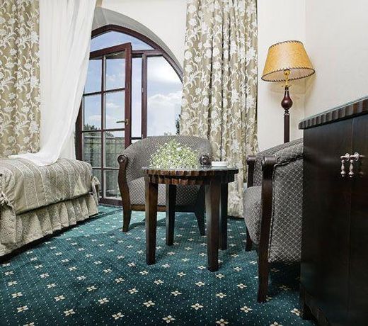 London Hotel