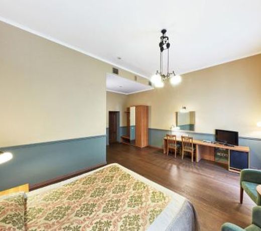 Frapolli Hotel