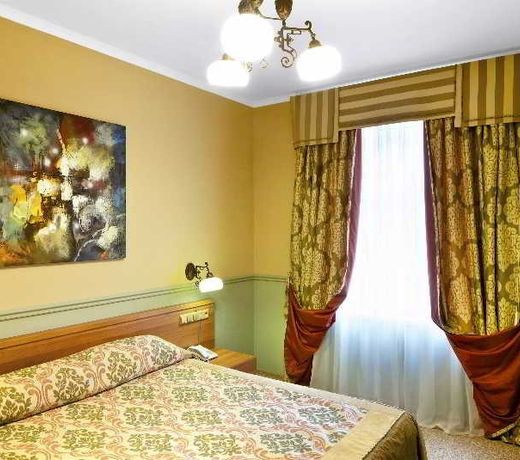 Frapolli Hotel