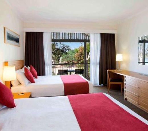 Novotel Sunshine Coast Resort