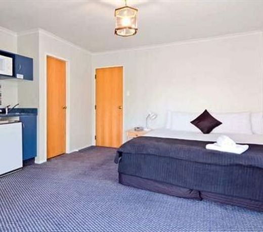 ECONO LODGE THE VILLAS