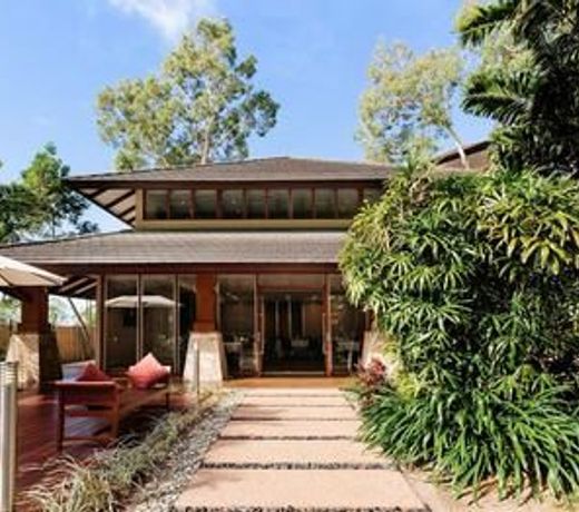 Pullman Palm Cove Sea Temple Resort & Spa