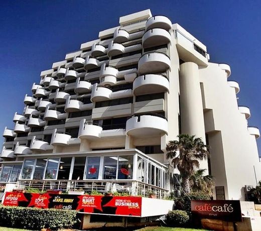 Marine Heights Suites