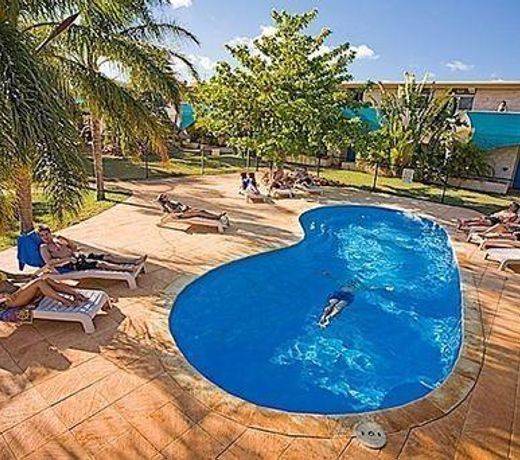 GOLDEN CHAIN SEA BREEZE RESORT