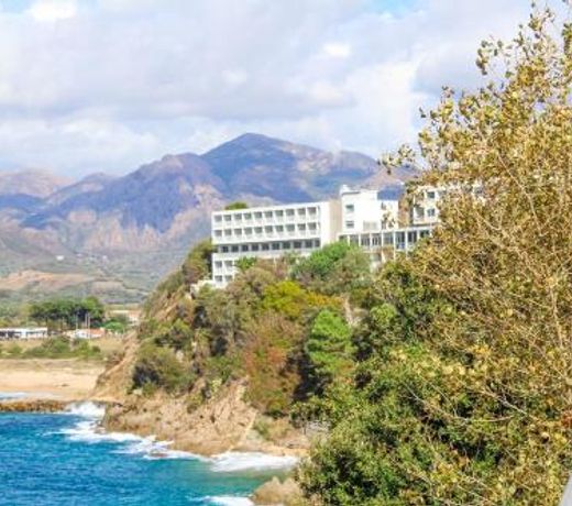 Hotel Roc E Mare