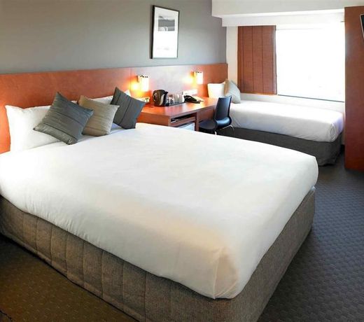 ibis Hamilton Tainui