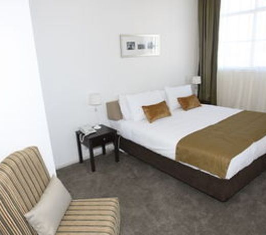 Quest Hamilton Serviced Apartments