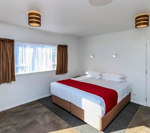 Comfort Inn Westshore Beach