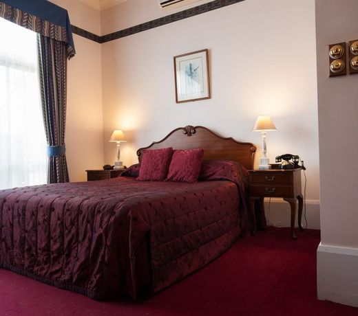 The County Hotel