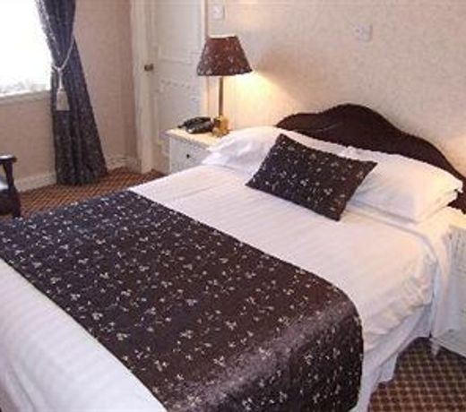 Dooly's Hotel