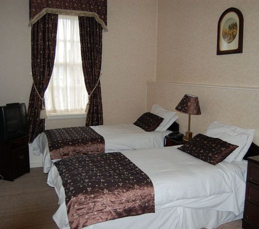 Dooly's Hotel