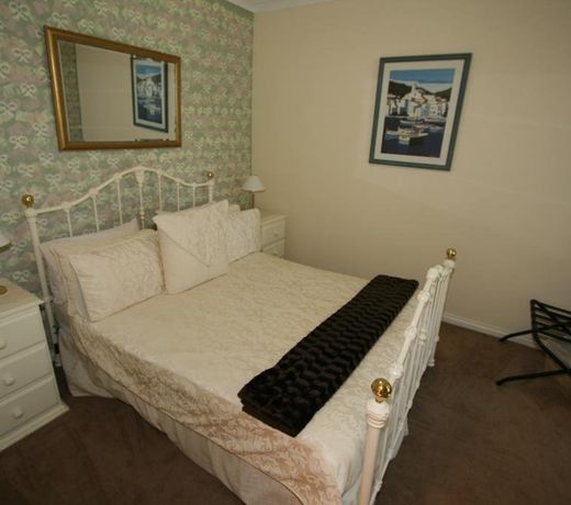 Silver Waters Bed & Breakfast