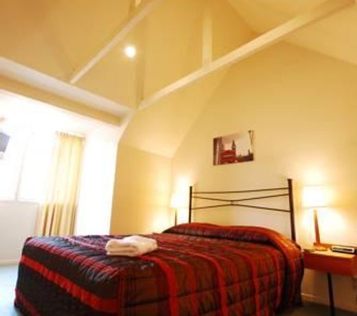 Baden Lodge