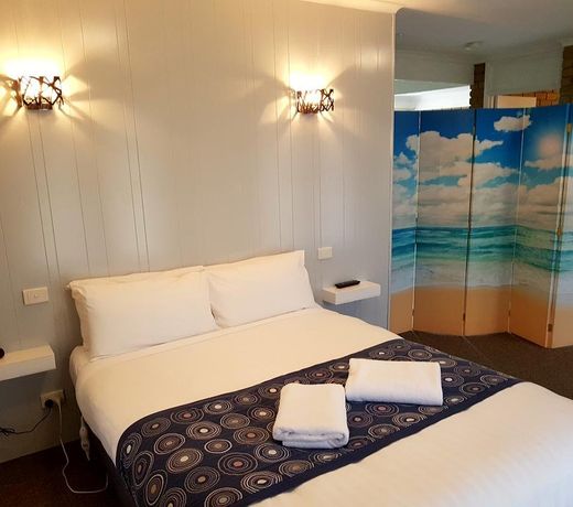Tropicana Motor Inn