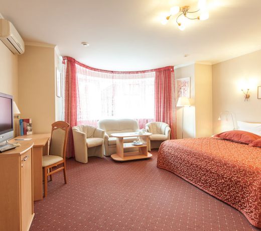 Premier Hotel